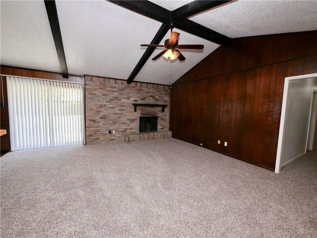 Building Photo - 229 Terlingua Dr
