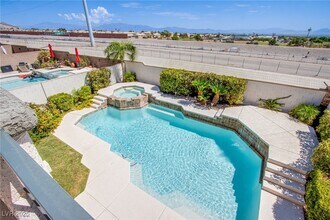 Building Photo - 326 Newcastle Bridge Ct