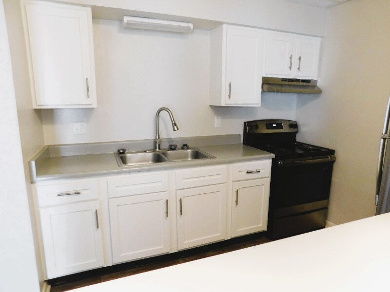 1776 Harden Blvd Unit 63, Lakeland, FL 33803 Room for Rent in