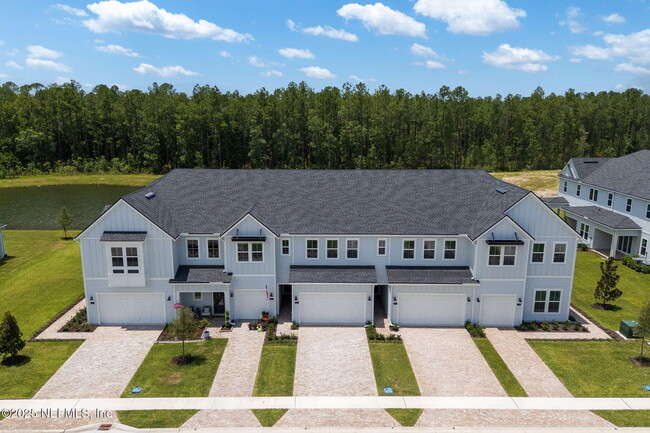 Building Photo - 65 Delwood Wy