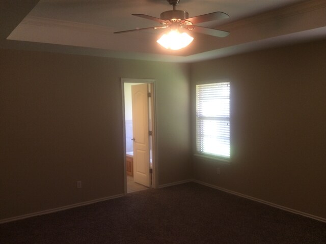 Building Photo - 9413 Button Ave