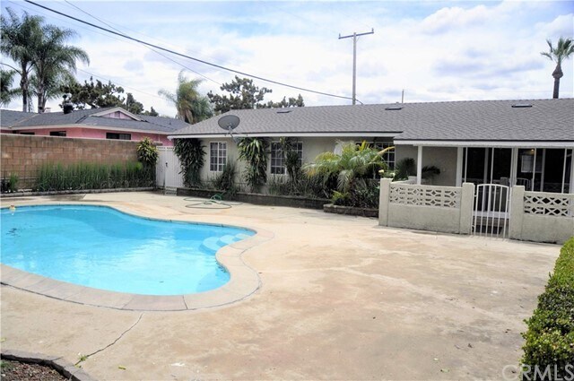 Building Photo - 1185 Douglass Dr