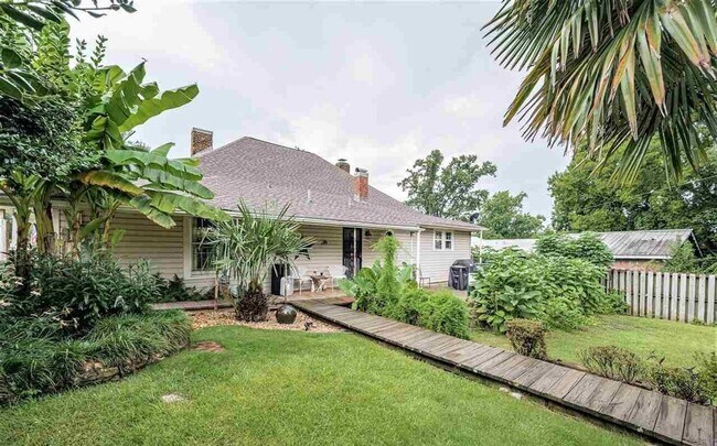 Foto del edificio - 4 / 2 Home for Rent!