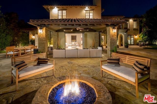 Building Photo - 25330 Prado De Ambar
