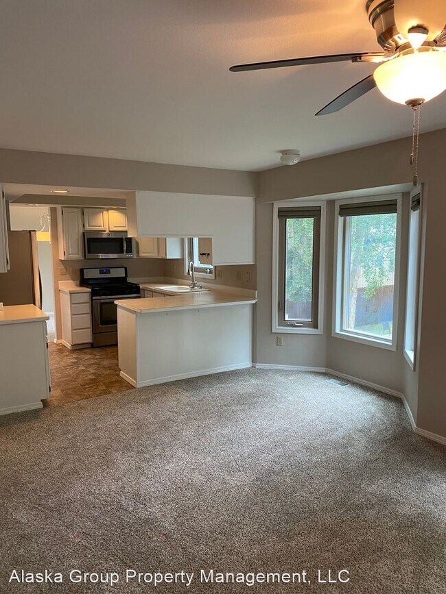 Building Photo - 3 br, 3 bath House - 6832 Serenity Dr