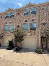 Building Photo - 8705 Bryam St