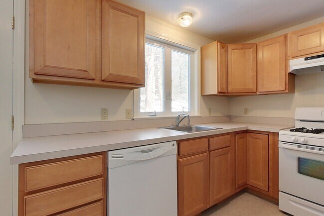 Foto del edificio - 661 South Rd