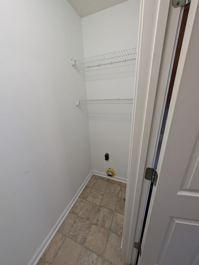 Building Photo - 616 Wolfchase Dr