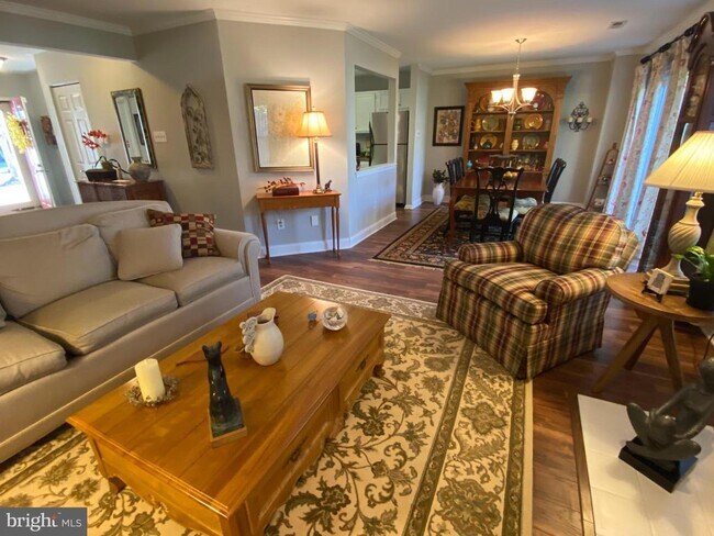 Building Photo - 5 Kanon Ct