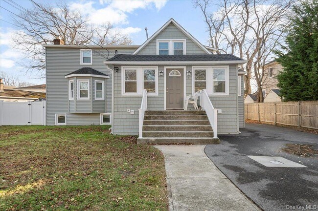 Foto del edificio - 8 Garfield Ave