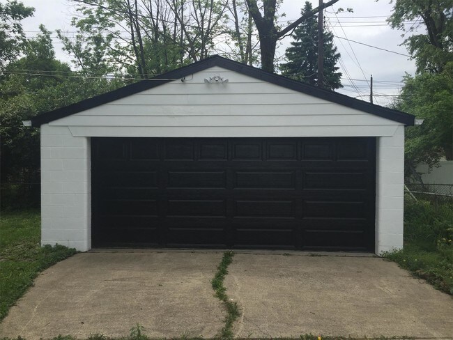 Building Photo - 1335 Wick Ct