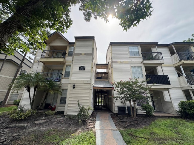 Photo - 1940 Lake Atriums Cir Apartment