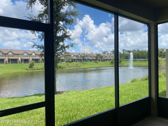 Foto del edificio - 7003 Berrybrook Dr