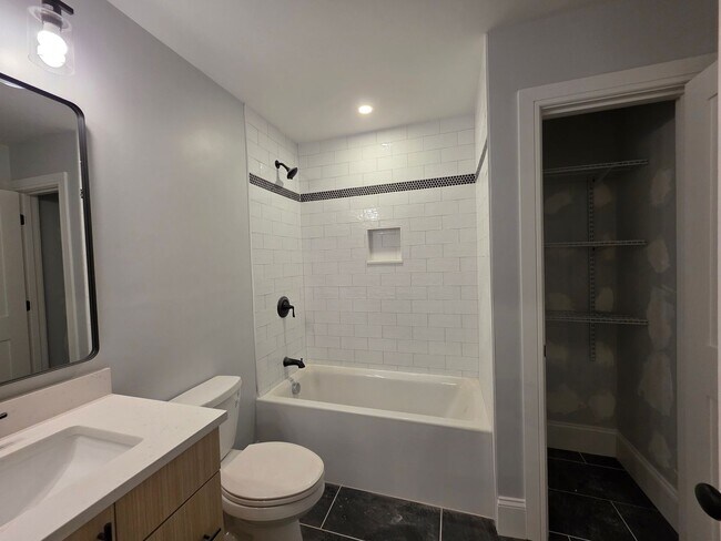 Building Photo - Brand New Unit Construction in Brighton Ce...