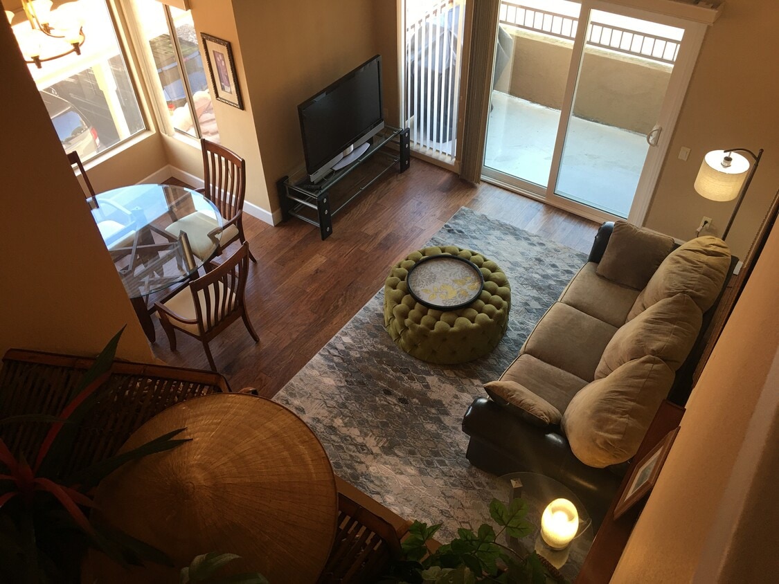 Primary Photo - 15353 Maturin Dr