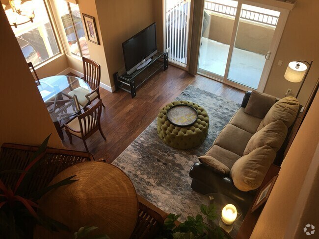 Building Photo - 15353 Maturin Dr