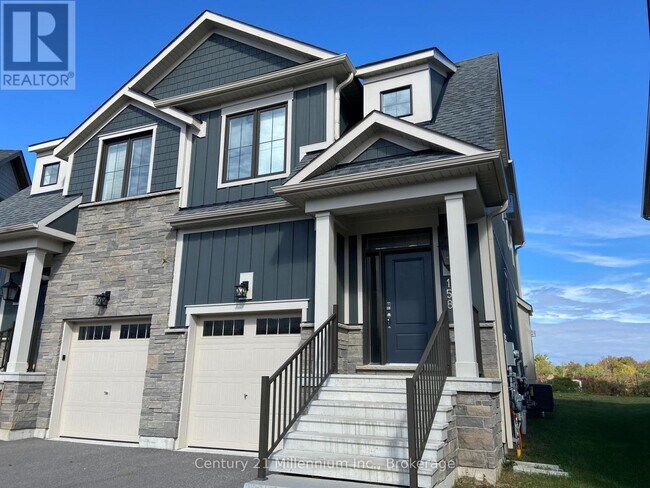 Building Photo - 158 Red Pine St.