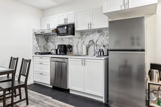 Building Photo - 31 Cranfield Manor SE