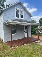 Building Photo - 218 N 8th Ave