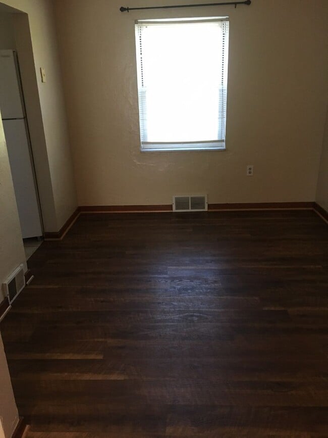 Building Photo - Brookline 2 bedroom Duplex