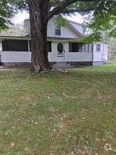 Building Photo - 836 N Chodikee Lake Rd