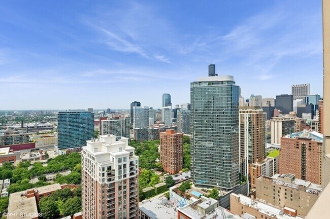 Foto del edificio - 1111 S Wabash Ave