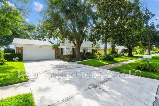 Foto del edificio - 4622 Bay Crest Dr