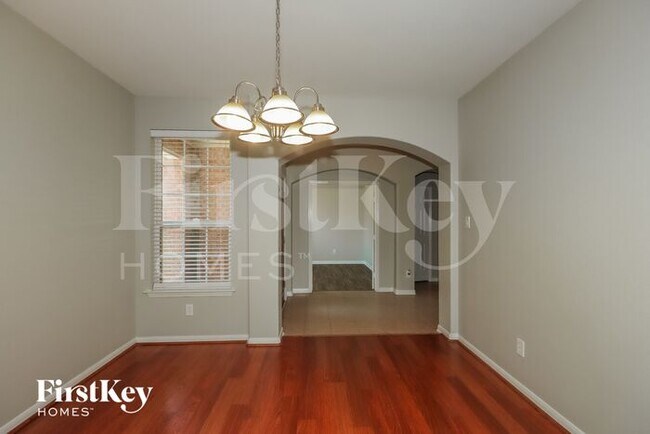 Foto del edificio - 13112 Shallow Falls Ln