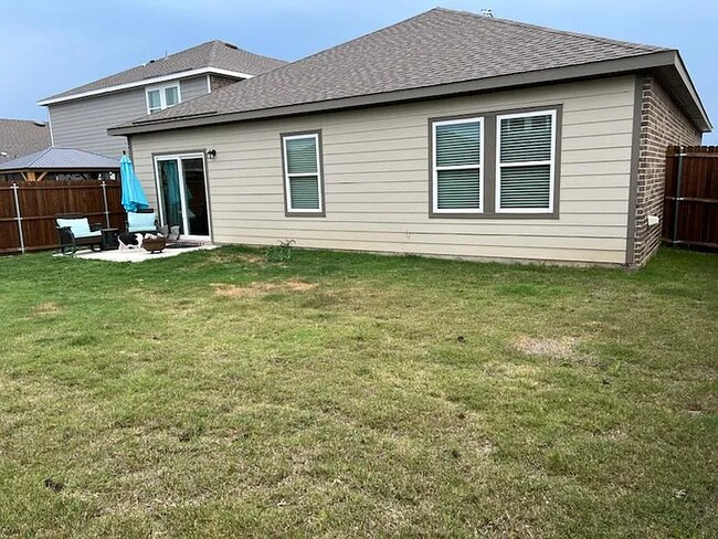 Building Photo - 10316 Castle Lyons Ln