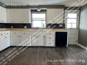 Building Photo - 4751 Kendor Dr