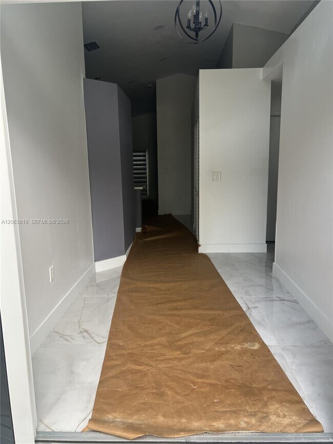 Building Photo - 289 SW 159th Ln