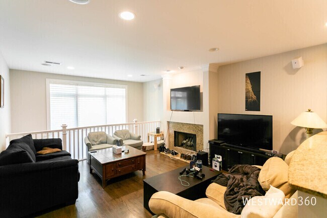 Foto del edificio - 3231 N Clifton Ave