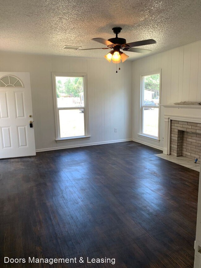 Foto del edificio - 3 br, 2 bath House - 2913 Canton Avenue