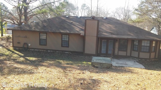 Building Photo - 110 Willow Gln