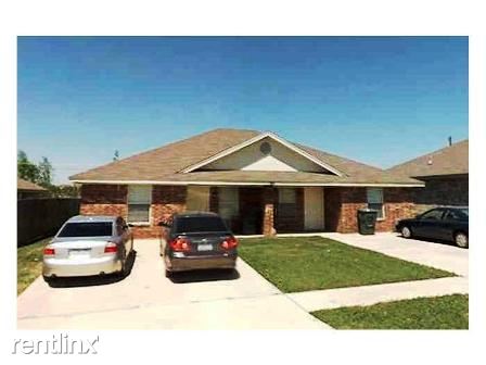 Primary Photo - 3505 Westwood Dr