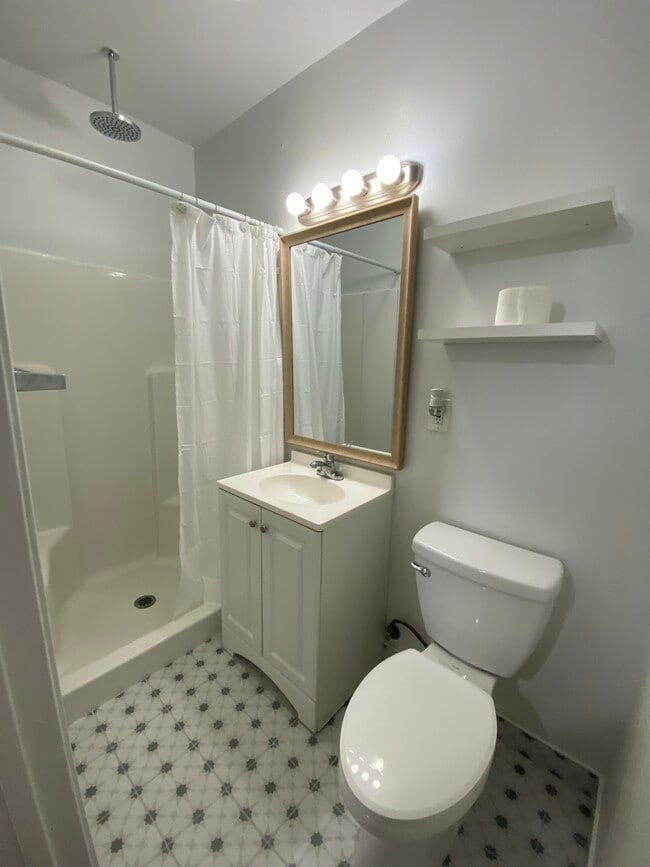 Foto del edificio - 317 Topaz Ct