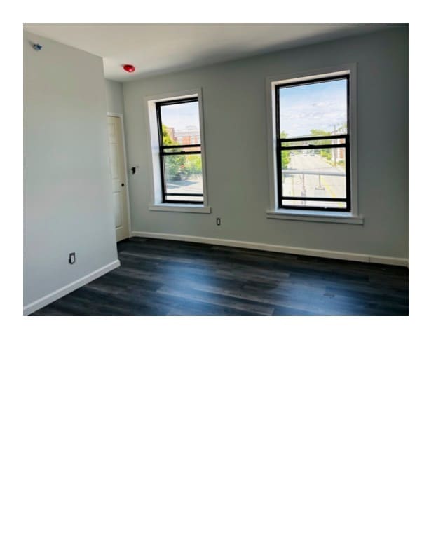 Building Photo - 63 Water St