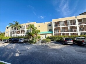 Building Photo - 85 Gulfstream Rd