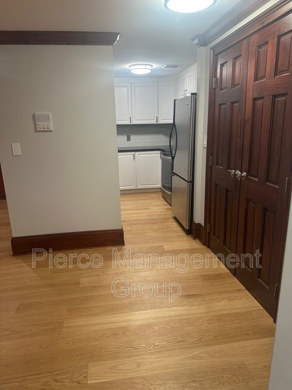 Foto del edificio - 55 River Rd