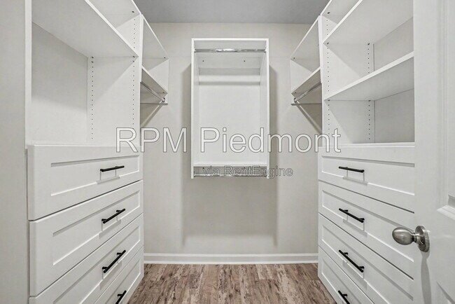 Foto del edificio - 4732 Electric Ave SW