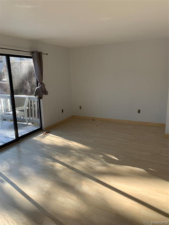 Building Photo - 17070 Kingsbrooke Dr