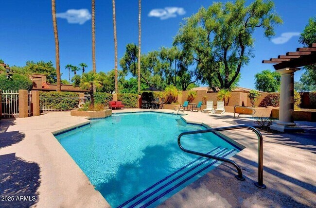Foto del edificio - 6945 E Cochise Rd