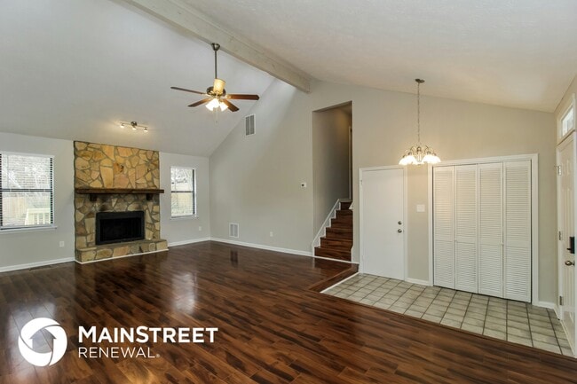 Building Photo - 8606 Stone Creek Ct