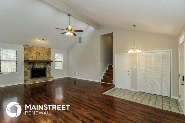 Foto del edificio - 8606 Stone Creek Ct