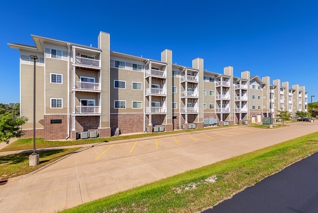 Foto del edificio - Thomas Place Bettendorf