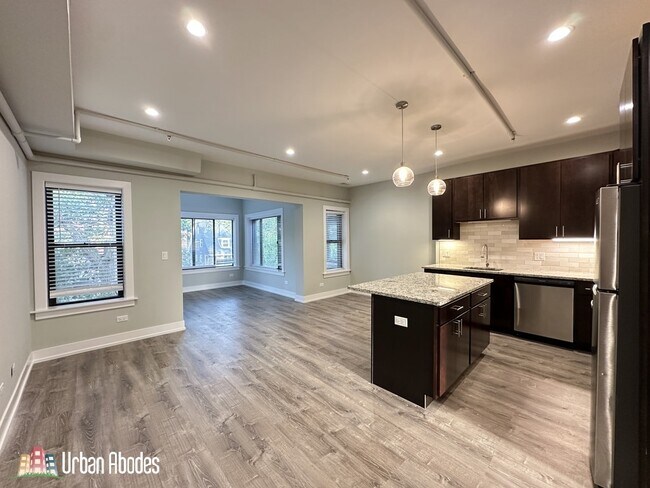 Building Photo - 1124 Maple Ave