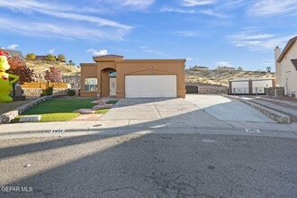 Building Photo - 1451 Senda Del Sol Ln