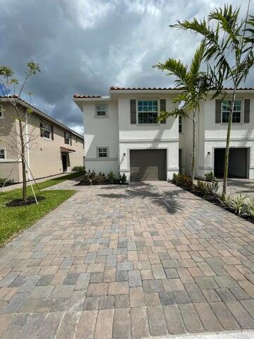 Foto del edificio - 6737 Broadwater Ln