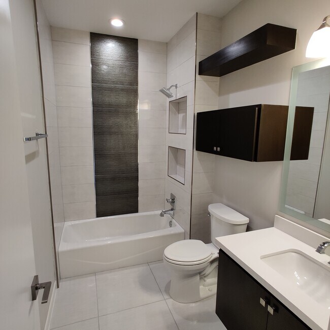 Foto del edificio - 9368 N 15th St