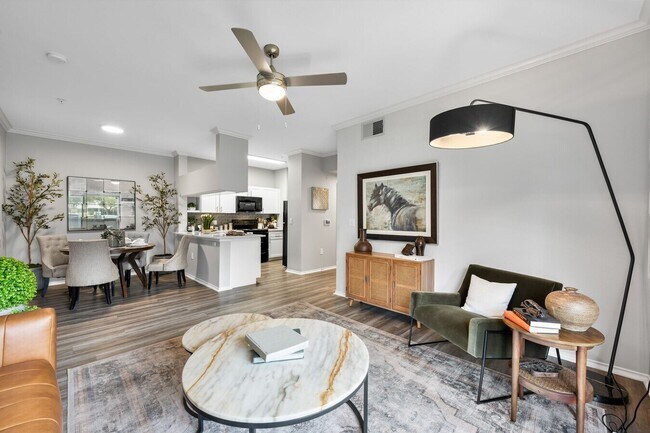 Building Photo - Don’t Scroll Past This Deal